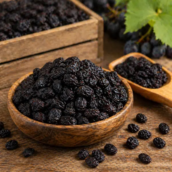 Black raisins from Turkey